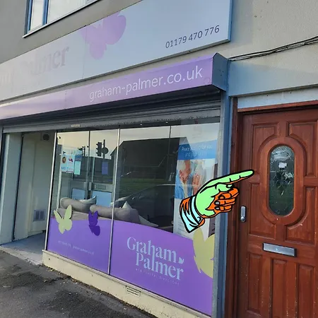 Aspire 1 Bedroom, 3 Single Beds Apartman Bristol